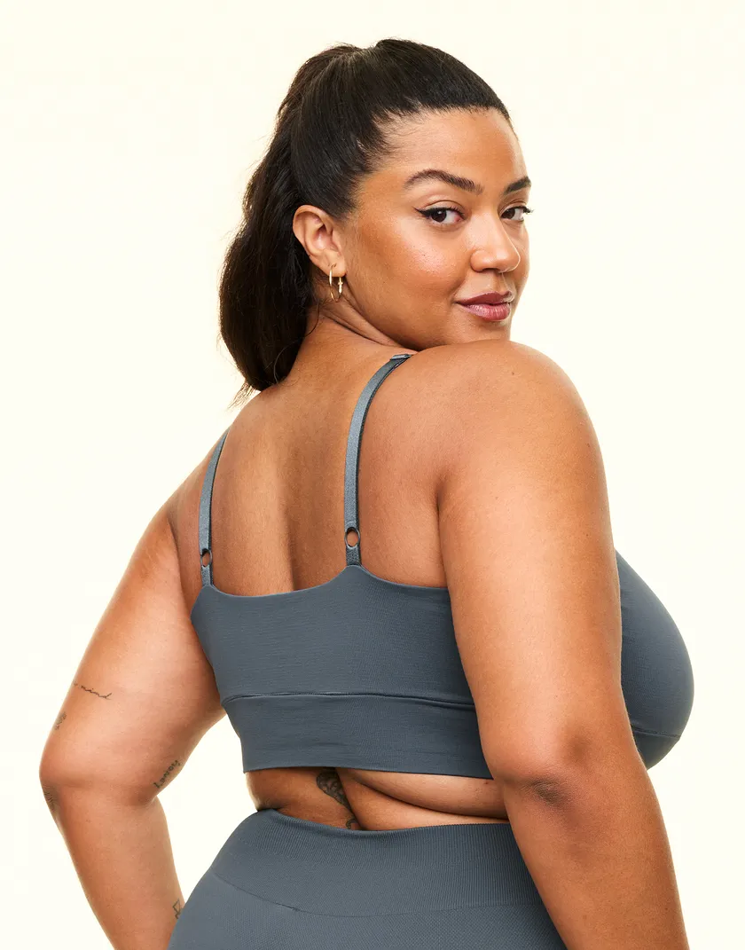 The Everyday Bralette Dark Gray Plus Contour bra bundle Model 5