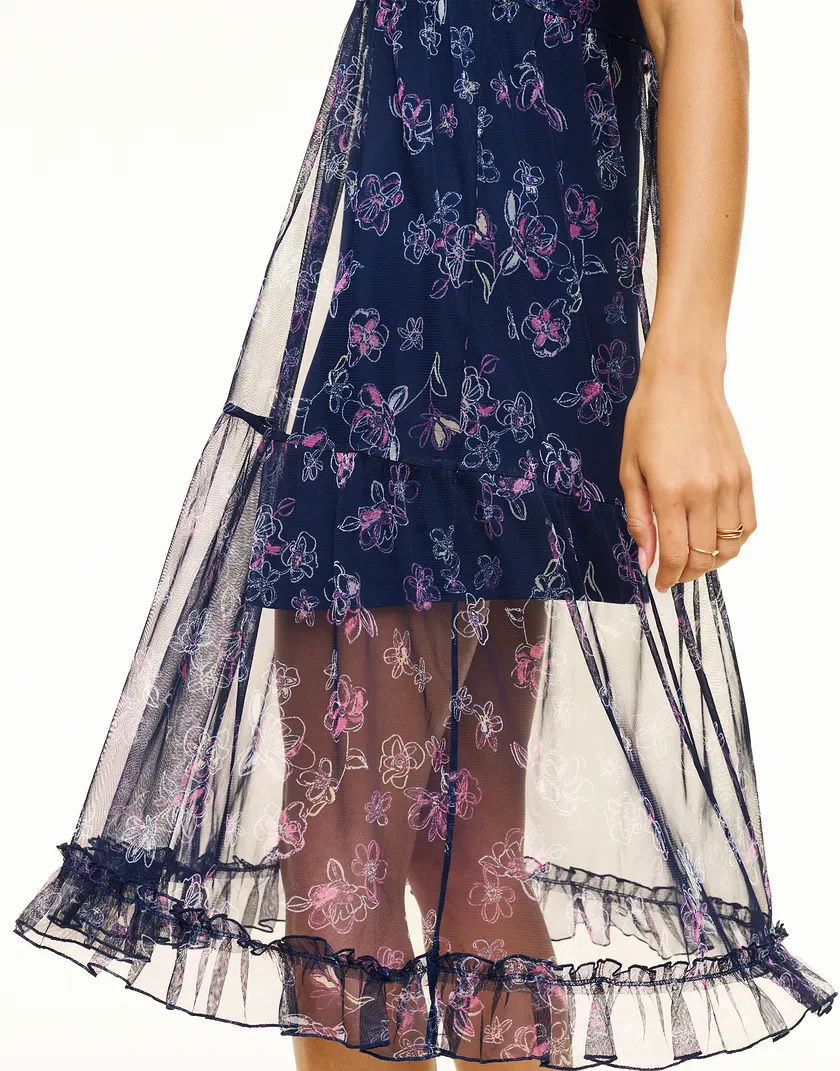 Kaycee Floral Blue lounge bundle Model 4
