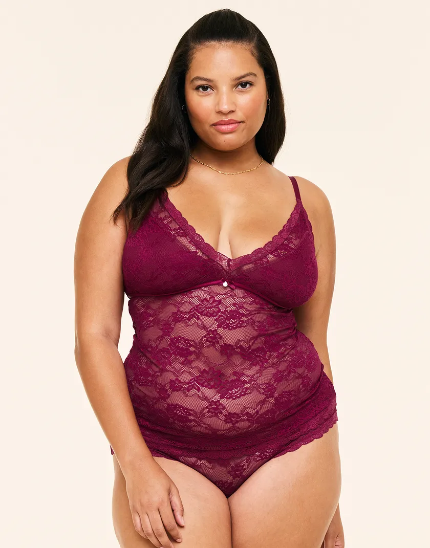 Rosaline Dark Red Plus Lined lounge bundle Model 2