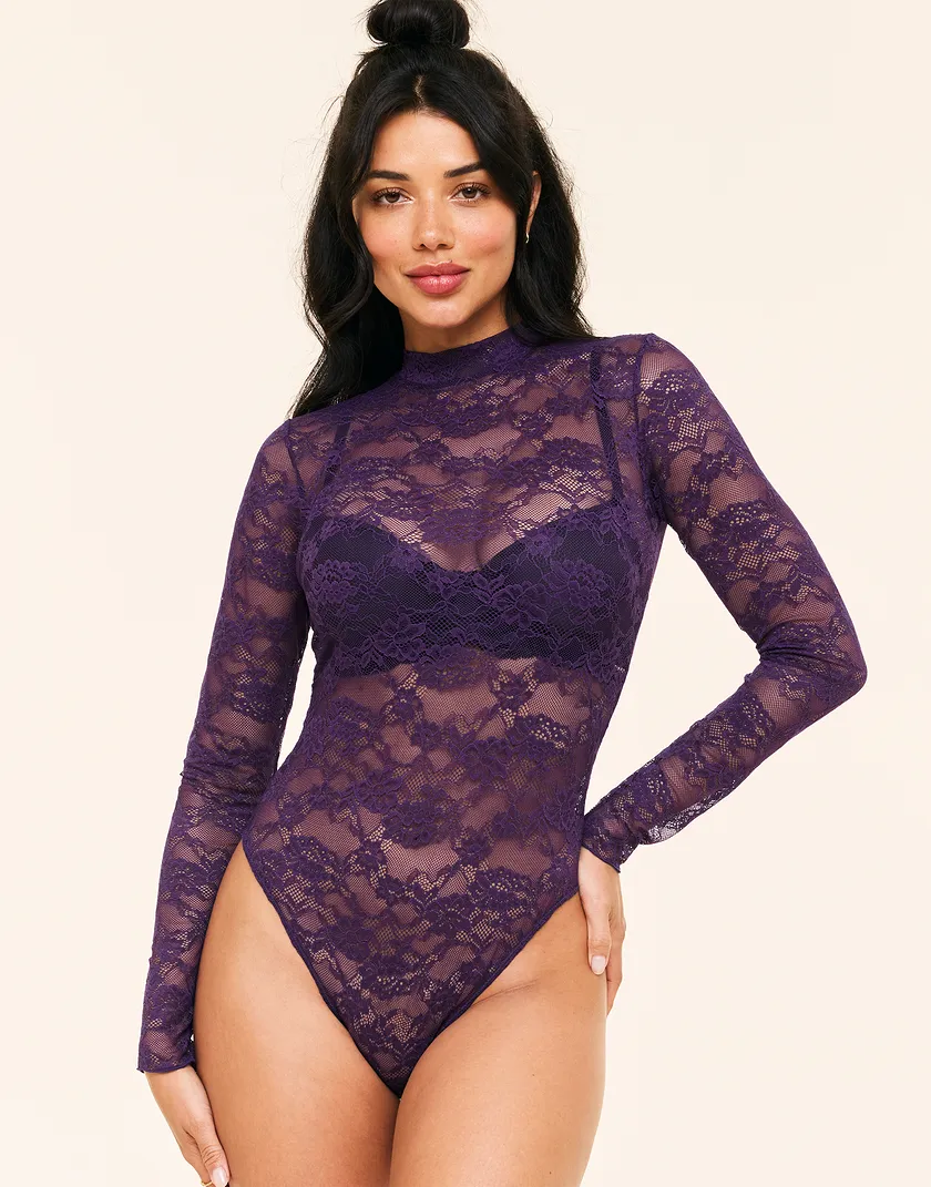 Meredith Dark Purple lounge bundle Model 1