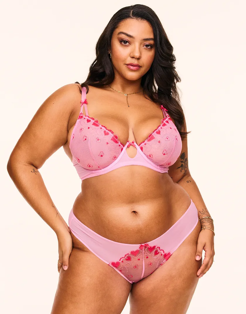 Esmay Medium Pink 2 Plus Unlined bra bundle Model 1