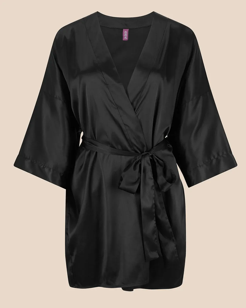 Izabella B1 Black sleepwear bundle Still 3