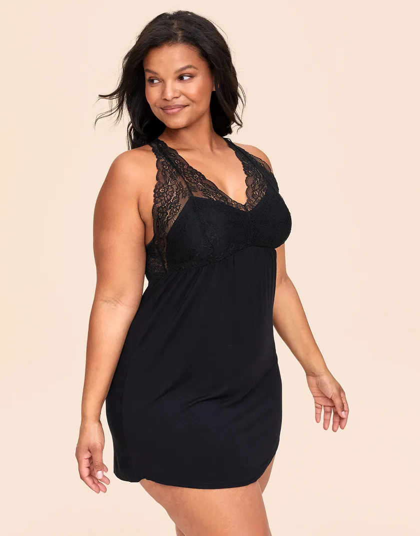 Richelle Black Plus sleepwear bundle Model 4