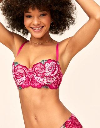 Colete Floral Pink 3 Lightly Lined bra bundle Model 1