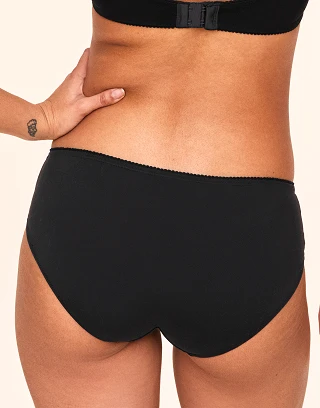 Elisandra Hipster Black panty bundle Model 2