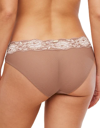 Jaya Bikini Medium Beige panty bundle Model 1
