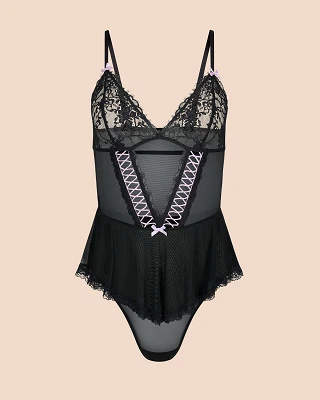 Eleanor Black Unlined lingerie bundle Still 2