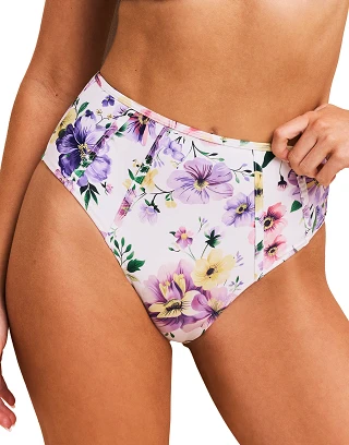 Valcea Floral White swimwear bundle Model 1