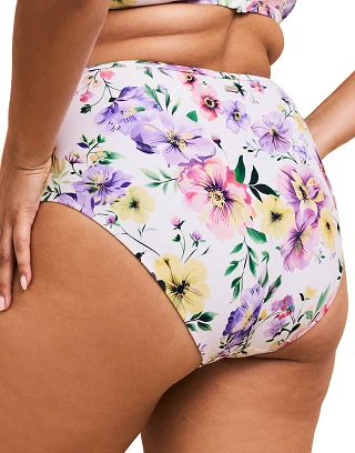 Valcea Floral White swimwear bundle Model 2