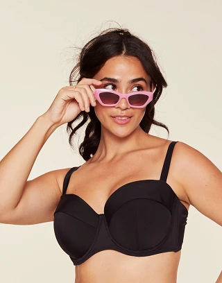 Vivien Black 2 Contour swimwear bundle Model 2