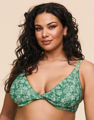 Pilar Geo Green 2 Contour swimwear bundle Model 2