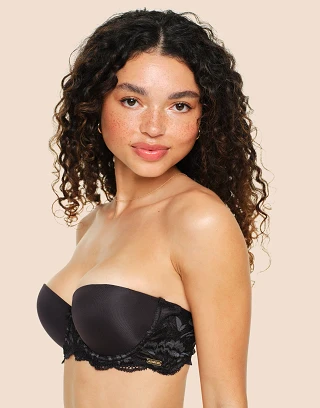 Lyza Black 2 Push Up bra bundle Model 1