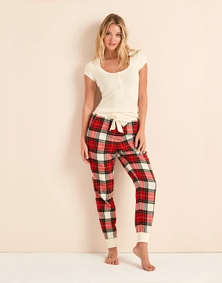 Caileigh White 2 sleepwear bundle Model 1