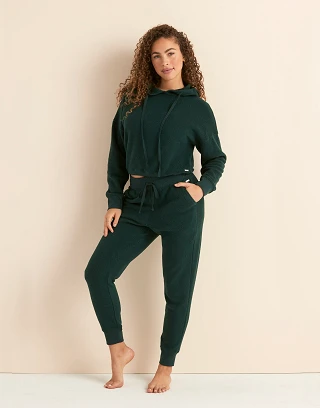 Davinia Dark Green lounge bundle Model 1
