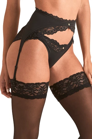 Taissa Black lingerie bundle Model 1