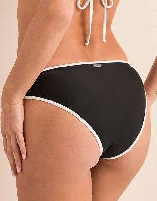 River Black swimwear bundle Model 2
