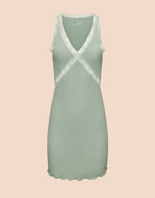 Jude Medium Green lounge bundle Still 2