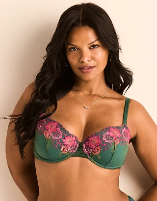 Carolyn Dark Green 2 Contour bra bundle Model 2