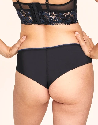 Pacchi Cheeky Black panty bundle Model 2