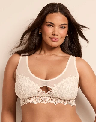 Elska Light White 2 Unlined bra bundle Model 2