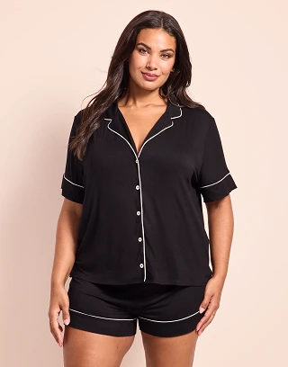 Jane1 C1 Black sleepwear bundle Model 2