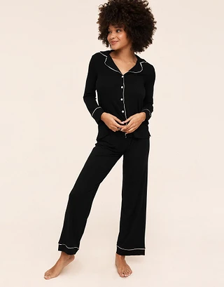 Matylda Black sleepwear bundle Model 1