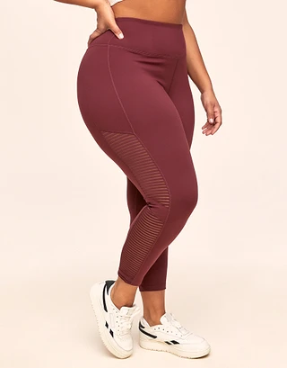 Cali Stripe Mesh Red Plus activewear bundle Model 2