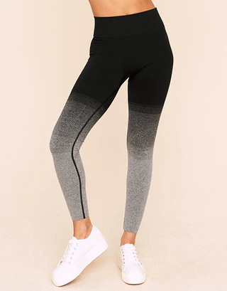 Lilah Ombre Full Legging Black activewear bundle Model 1
