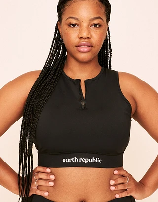 Axelle Sports Bra Black Plus Contour activewear bundle Model 2