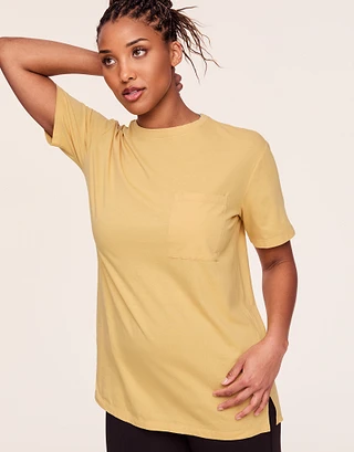 Jessica T-Shirt Medium Orange tops bundle Model 1