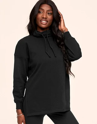 Cate Black lounge bundle Model 1