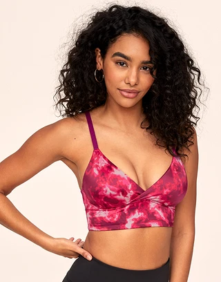 Kali Tie Dye Purple Contour activewear bundle Model 1