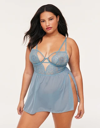 Rae Medium Blue Plus Unlined lingerie bundle Model 2