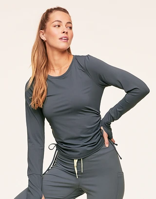 Layne Longsleeve Dark Gray activewear bundle Model 1