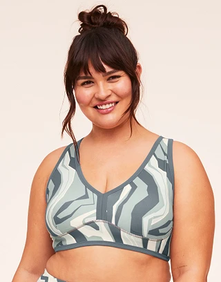 Tori Plunge Sports Bra Geo Gray Plus Lined activewear bundle Model 2