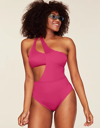 Alaine Dark Pink 2 Contour swimwear bundle Model 1