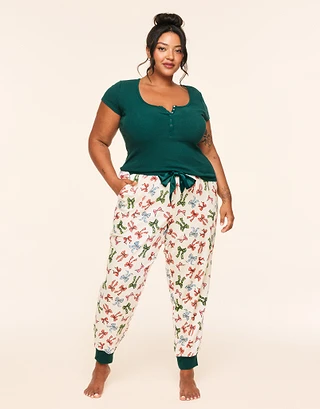 Caileigh Dark Green Plus sleepwear bundle Model 2