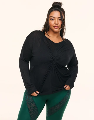 Mallory Black Plus activewear bundle Model 2