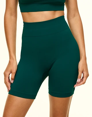 The Ultimate Bike Dark Green activewear bundle Model 1