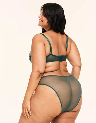 Daphne Floral Green 4 Plus Contour bra bundle Model 2
