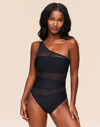 Kimora Black Contour swimwear bundle Model 1