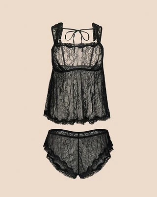 Ettie Black lingerie bundle Still 2