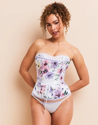 Hopelynn Floral White 2 Unlined corset bundle Model 1
