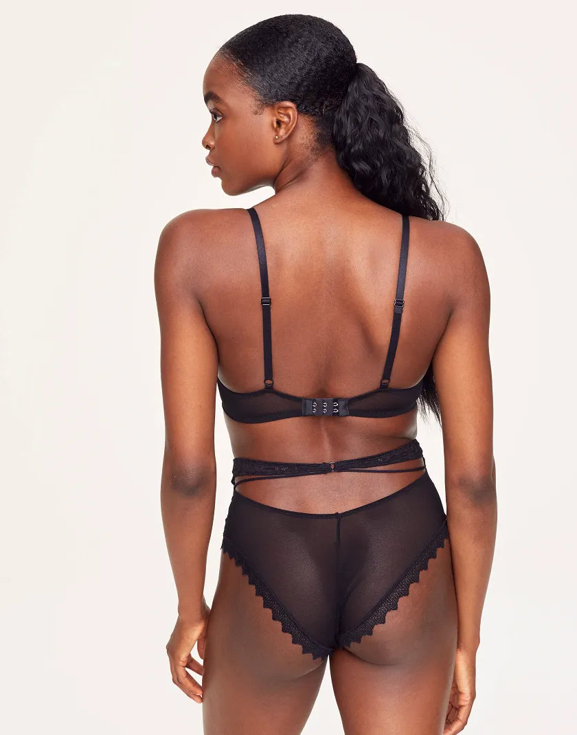 Edme Black 2 Lightly Lined bra bundle Model 3