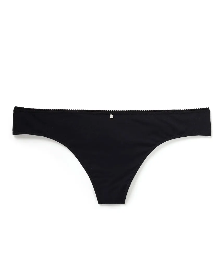 Elisandra Thong Black panty bundle Still 2