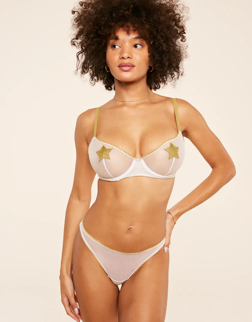 Alyshia Medium Beige 3 Unlined bra bundle Model 4
