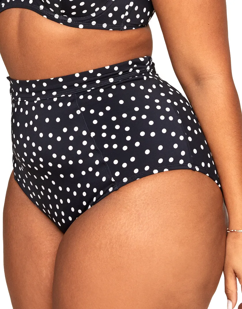 Vivien Dot Black swimwear bundle Model 1
