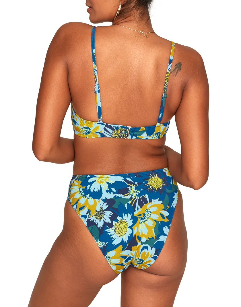 Lissa Floral Green 2 Lightly Lined swimwear bundle Model 5