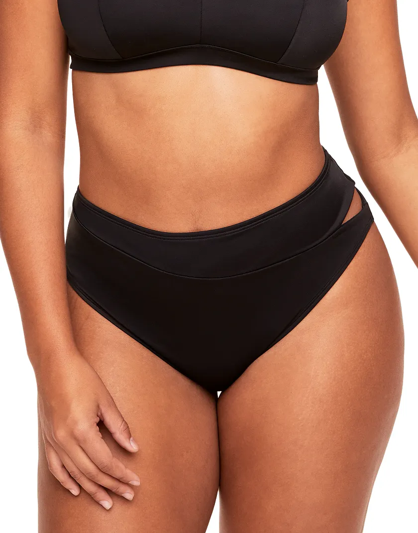Darby Black swimwear bundle Model 1