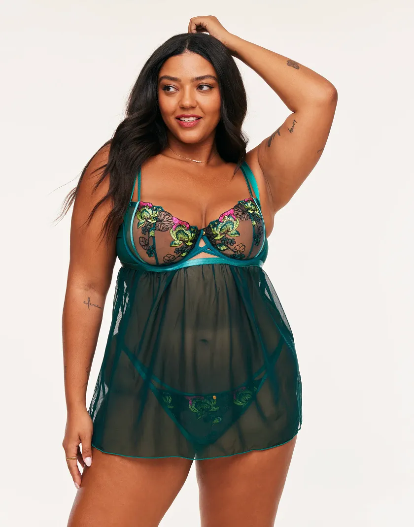 Delilah Floral Green 2 Unlined lingerie bundle Model 1